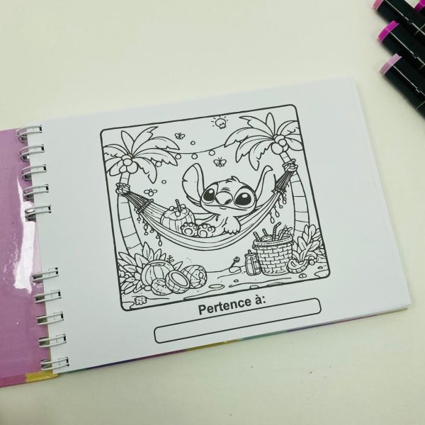 Livro de Colorir Stitch - Holográfico - Imagem 3